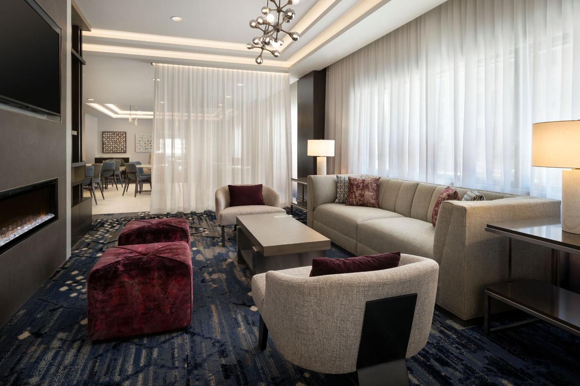 By Marriott Downtown Hotel Oakland